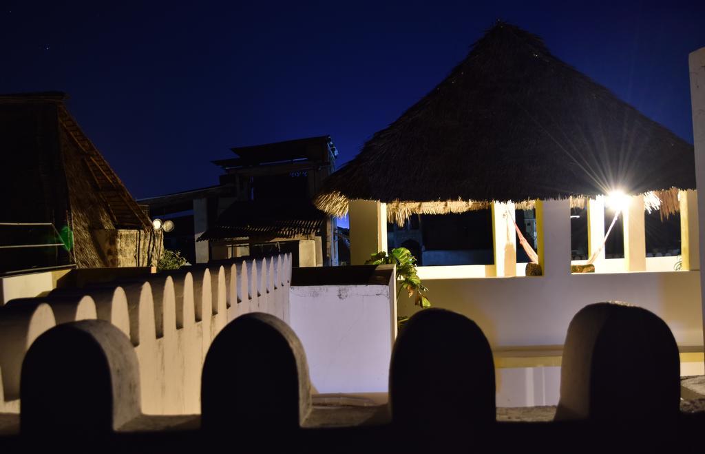 Amu House Hotel Lamu Buitenkant foto